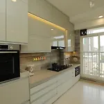 Artist House 3Br By Flora Stays