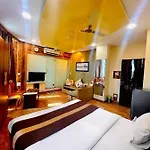 Apartment Avirahi *