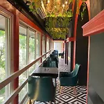 Gulf Mumbai- The Boutique Colaba 4*