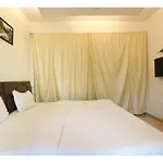 Grand Rosso Apartments