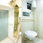 Guest house Ganesh, Near Kokilaben Dhirubhai Ambani Hospital