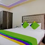 Skylink Hospitality Next To Amber Imperial Mumbai