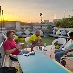Locomo Hostel Og - Stay Work Eat