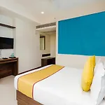 Hotel Aura - Near Malad Link Road Mumbai