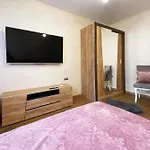 Cozy Apartment For Friends
