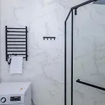 Bright Weekend Apartment In Mumbai