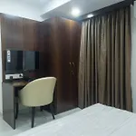Kemps Corner Residency