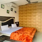 Royal Palms Villa
