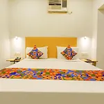 Hotel Fabexpress Highway Residency Mumbai