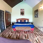 4 Star Paradise Villa