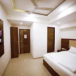 Hotel Precious Pearl