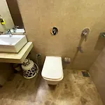 Pearl's Bkc Inn- Near Trade Centre, Visa Consulate Hotel Mumbai