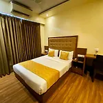 Hotel Pearl's Bkc Inn- Near Trade Centre, Visa Consulate 3*