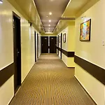 Hotel Pearl's Bkc Inn- Near Trade Centre, Visa Consulate