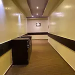 Hotel Pearl\'S Bkc Inn- Near Trade Centre, Visa Consulate