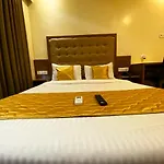 Pearl's Bkc Inn- Near Trade Centre, Visa Consulate 3* Mumbai