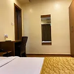 Hotel Pearl's Bkc Inn- Near Trade Centre, Visa Consulate 3*