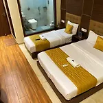 Hotel Pearl's Bkc Inn- Near Trade Centre, Visa Consulate 3*