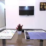 Iconic 3 Bedroom Suite - Borivali East