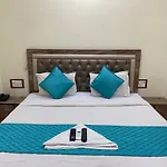 Hotel Apsara- Near J J Hospital Mumbai