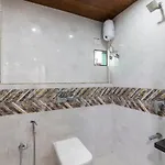 Samrat Palace Hotel 3*