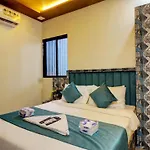 Priceless Exhibition Centre Goregaon West 2* Mumbai