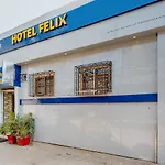 Hotel Felix Residency - Near Airport Road