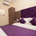 Hotel Priceless Exhibition Centre Goregaon West 2*