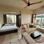 Eternal Sunshine - The Sea View En-suite *