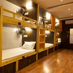 Sunrise Hotel *