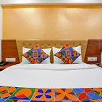 Fabexpress Alive - Nr Juhu Hotel