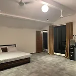 Glass Luxe Villa