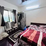 Khar West Apartments : Apple