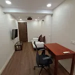 Private Studio Apartment In South Mumbai\'S Heart