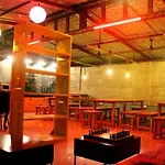 Hostel Woh *