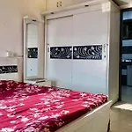Lavish Sea View Apartment