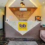 Fabhotel Royal Palace I