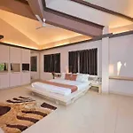 Aq Villa