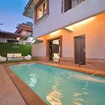 Aq Villa