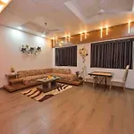 Aq Villa