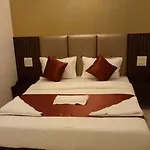 Flagship 83490 Hotel Bently Palace Hotel Mumbai