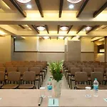 Hotel Dhiraj 3*
