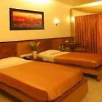 Dhiraj Hotel