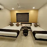 The Majlis - Colaba