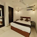 Hotel The Majlis - Colaba 3*