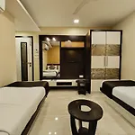 The Majlis - Colaba Hotel