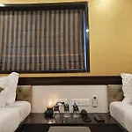 The Majlis - Colaba Hotel Mumbai