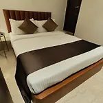 The Majlis - Colaba 3*