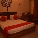 Hotel Dhiraj Mumbai