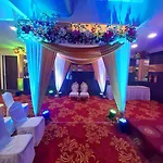 House Juhu, Santacruz West, Hotel 3*